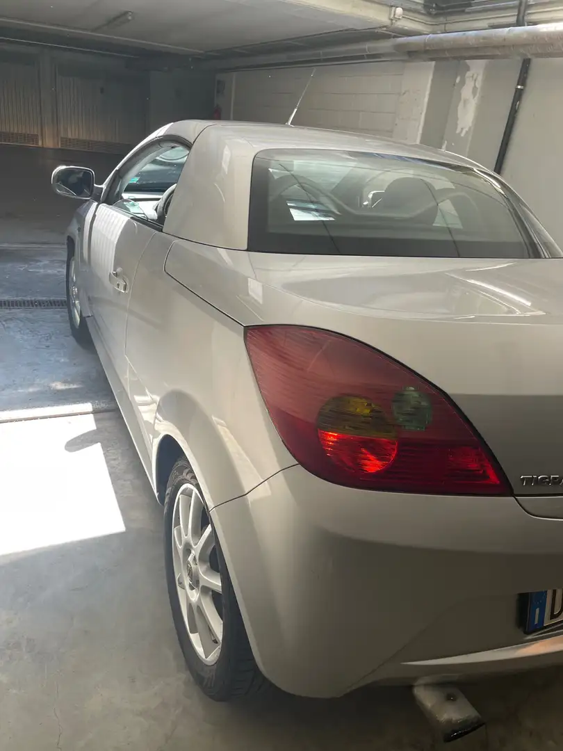 Opel Tigra Tigra Twintop 1.3 cdti Sport Silber - 1