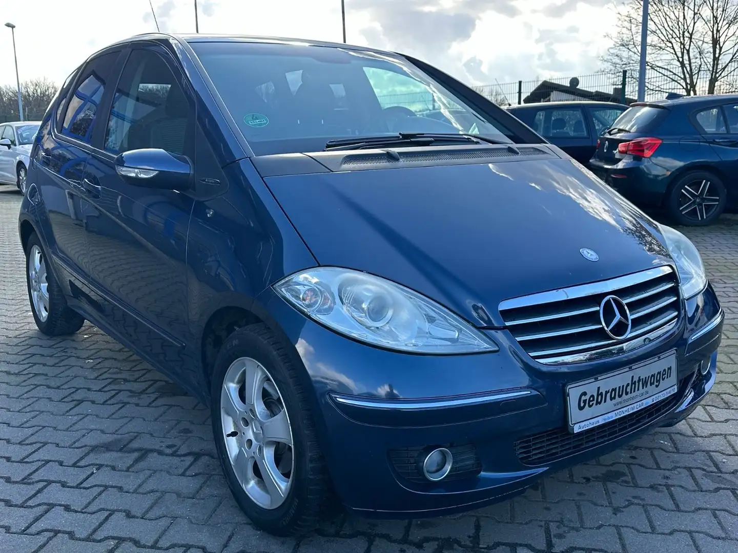 Mercedes-Benz A 200 A -Klasse A 200 Blau - 2
