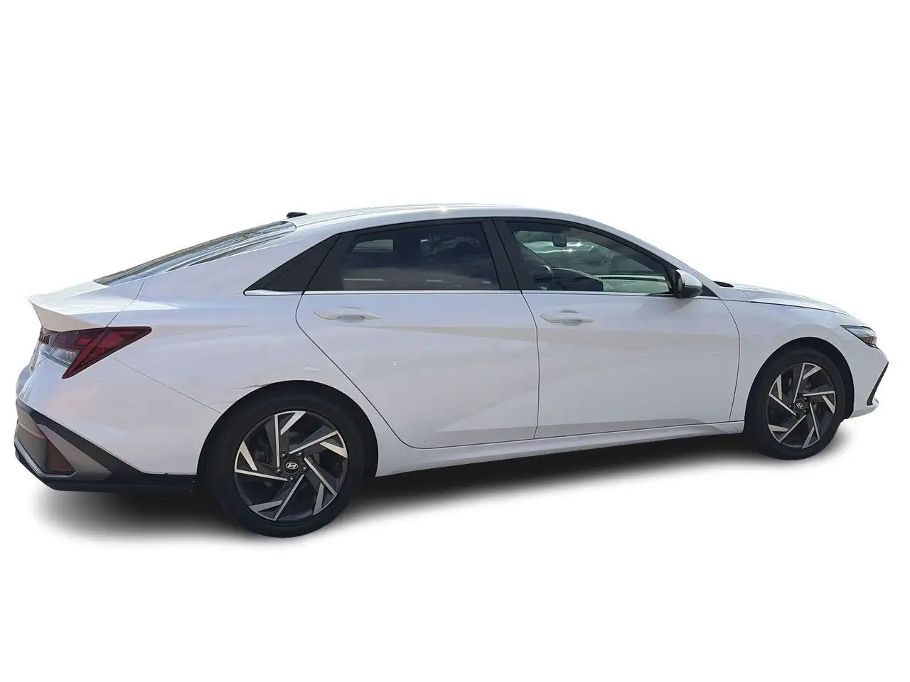 Hyundai ELANTRA снимка Hyundai ELANTRA