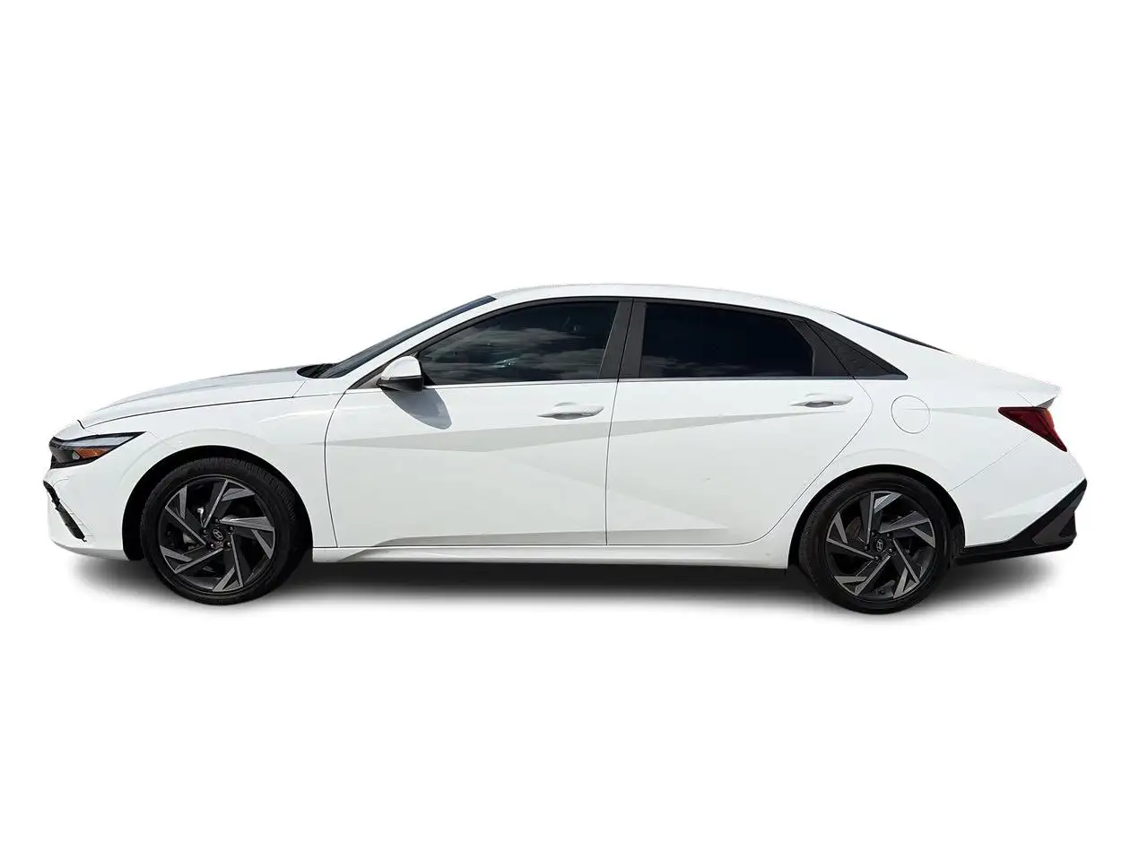 Hyundai ELANTRA снимка Hyundai ELANTRA