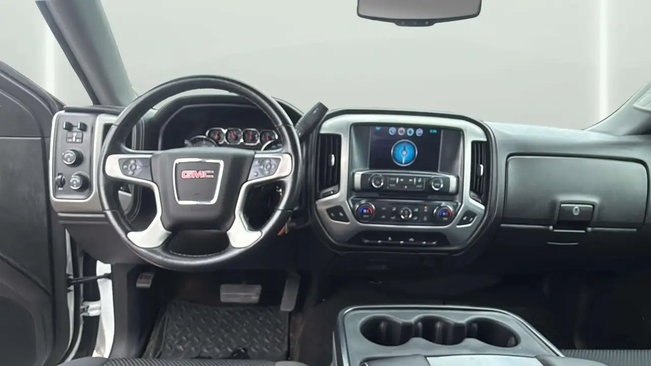 GMC Sierra 1500 снимка GMC Sierra 1500