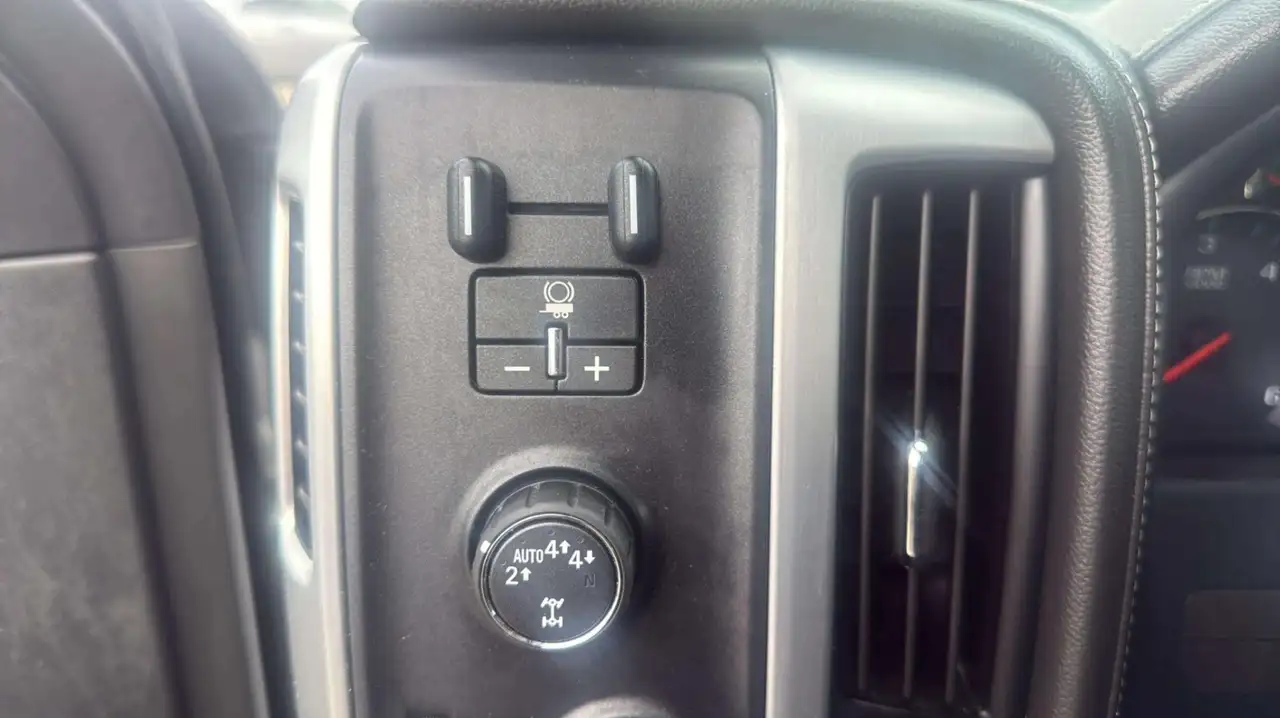 GMC Sierra 1500 снимка GMC Sierra 1500