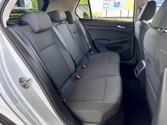 Volkswagen Golf view 27