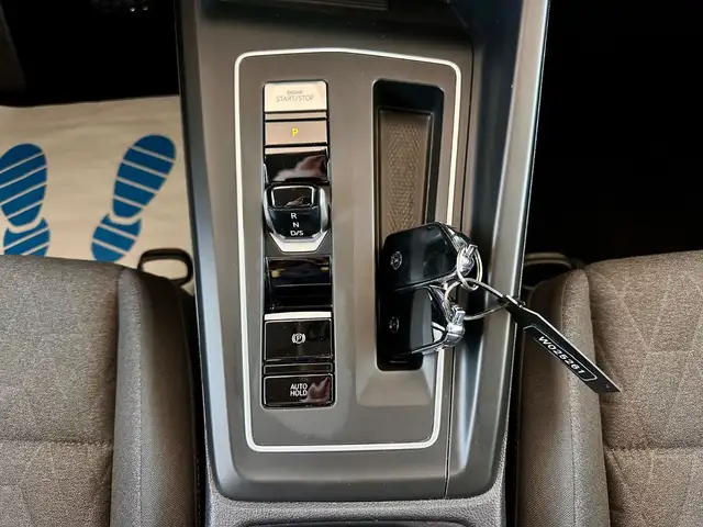Volkswagen Golf view 18