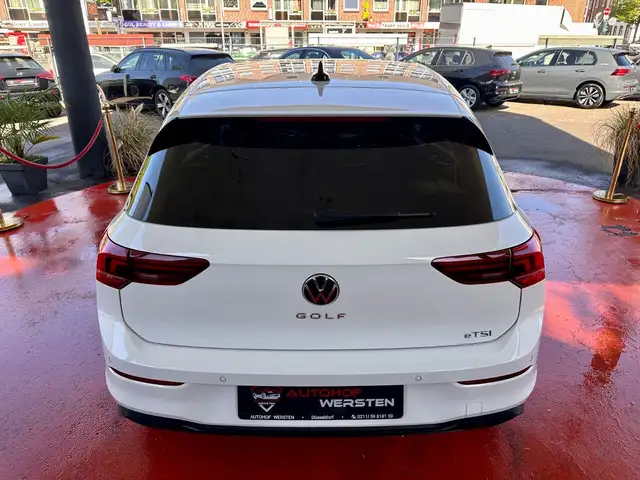 Volkswagen Golf view 5