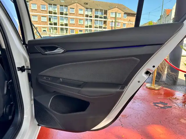 Volkswagen Golf view 28