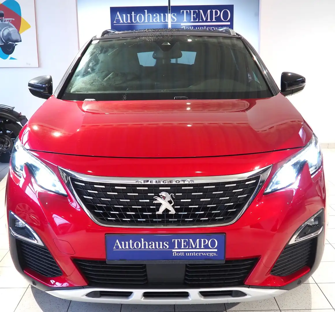Peugeot 3008 1,2 PureTech 130 S&S ECO GT Line -- Panoramaschie Rot - 2