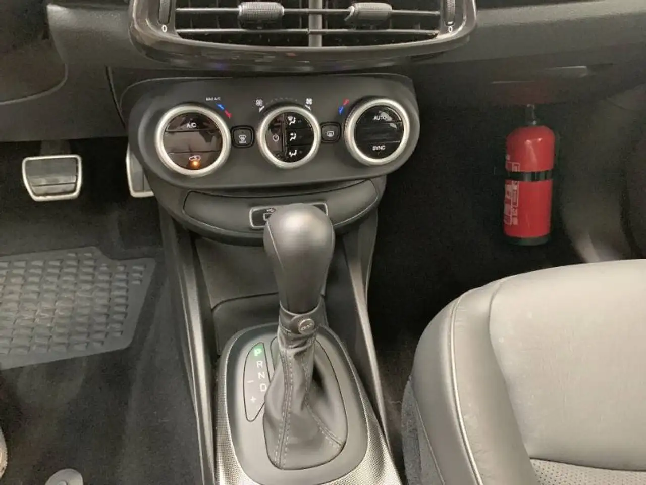 Fiat 500 X 1 1.5 Hybrid 130 DCT7 Sport, миниатюра 17