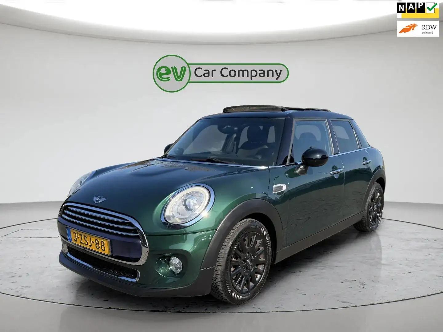 MINI Cooper Mini 1.5 | Panoramadak | Harman Kardon | Leder Stu Grün - 1