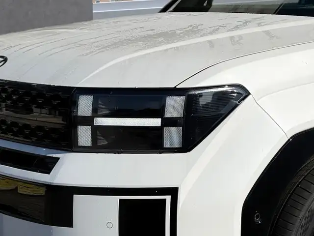 Hyundai Santa Fe view 5