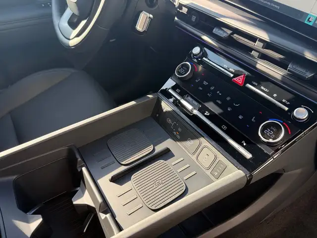 Hyundai Santa Fe view 15