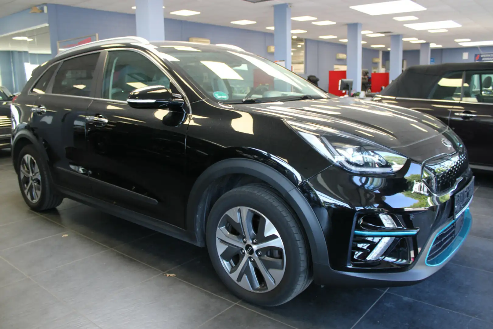 Kia e-Niro Edition 7 crna - 1