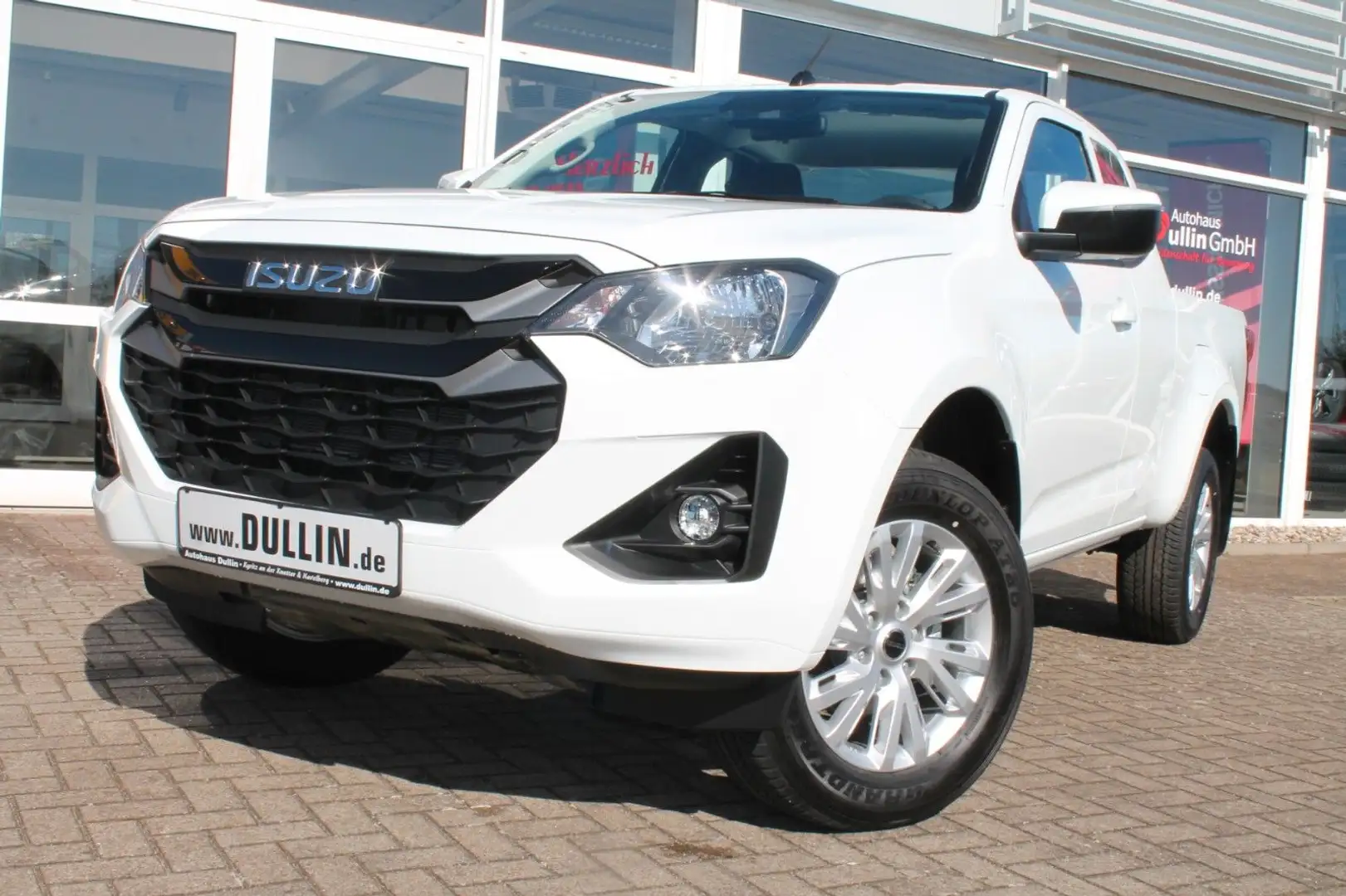 Isuzu D-Max 1,9 Space Cab 4x4 LS Automatik Fehér - 1