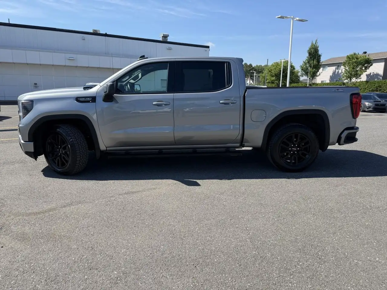 GMC Sierra 1500 снимка GMC Sierra 1500