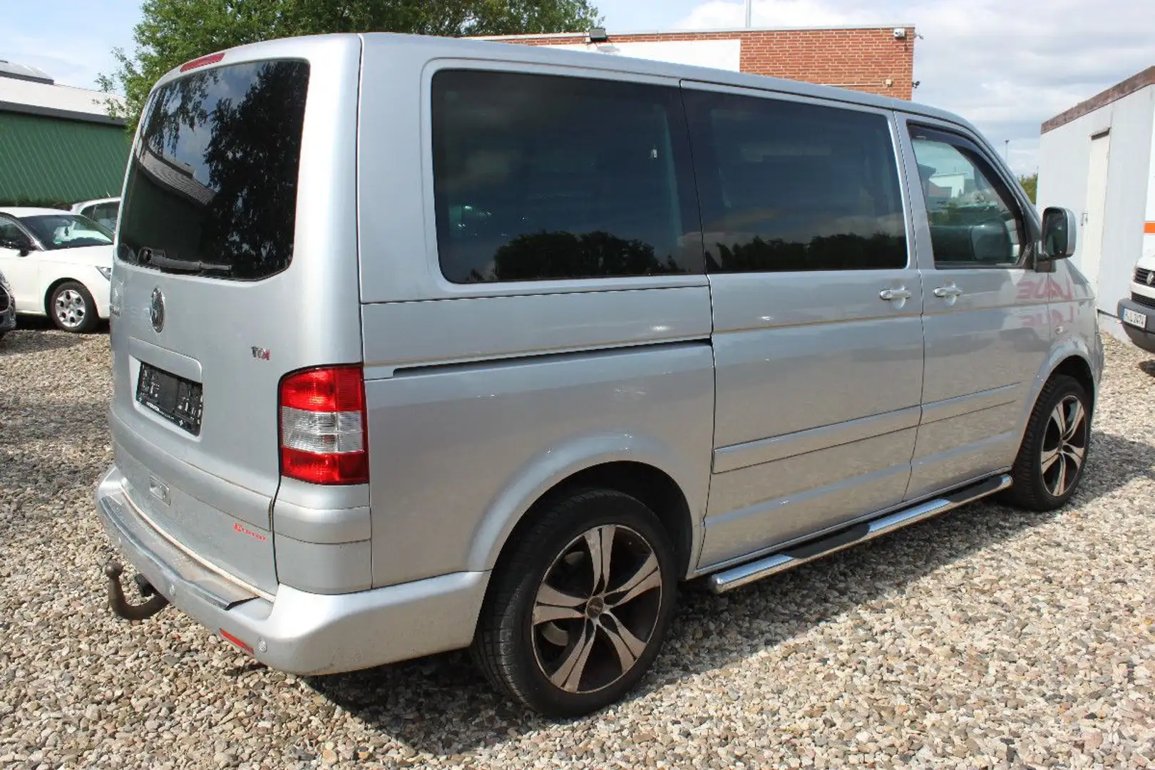 Volkswagen T5 Multivan 2.5 TDI-Automatik-Navi-Standheizung Silber - 2