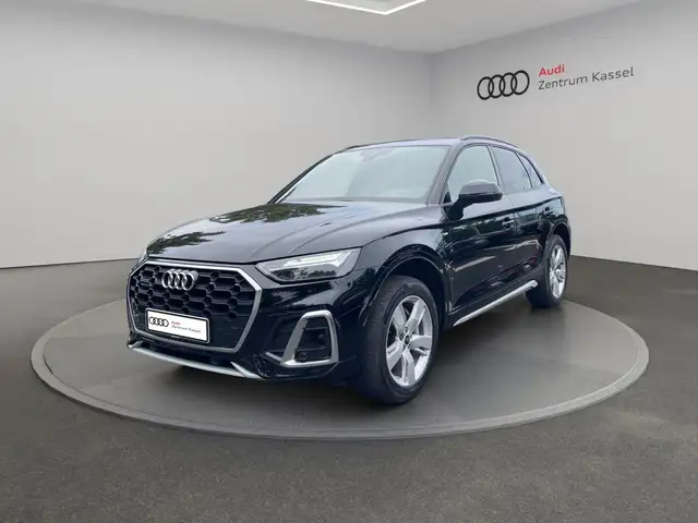Audi Q5 view 2