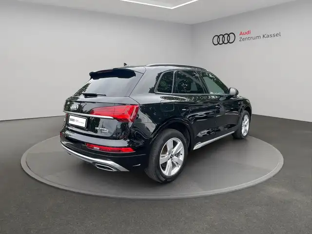Audi Q5 view 7