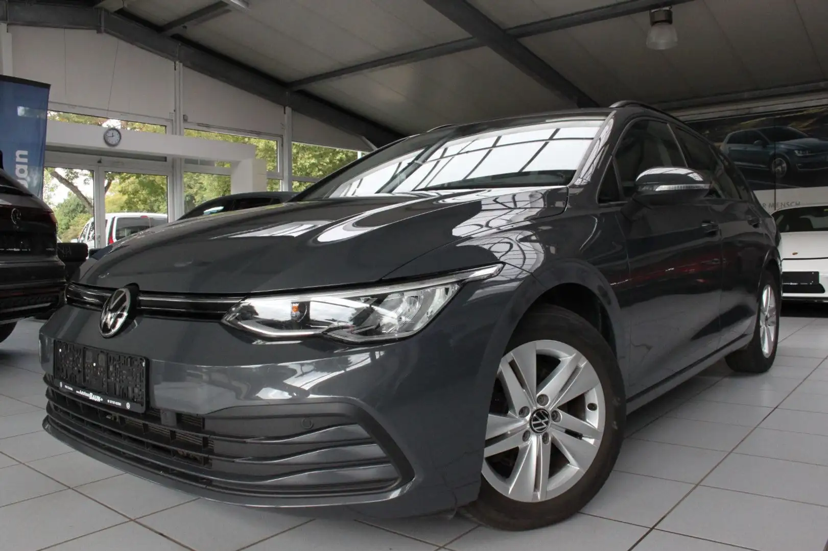 Volkswagen Golf VIII Variant/eTSI/DSG/AHK/TOTW/KAME/STZHZ/N Gris - 2