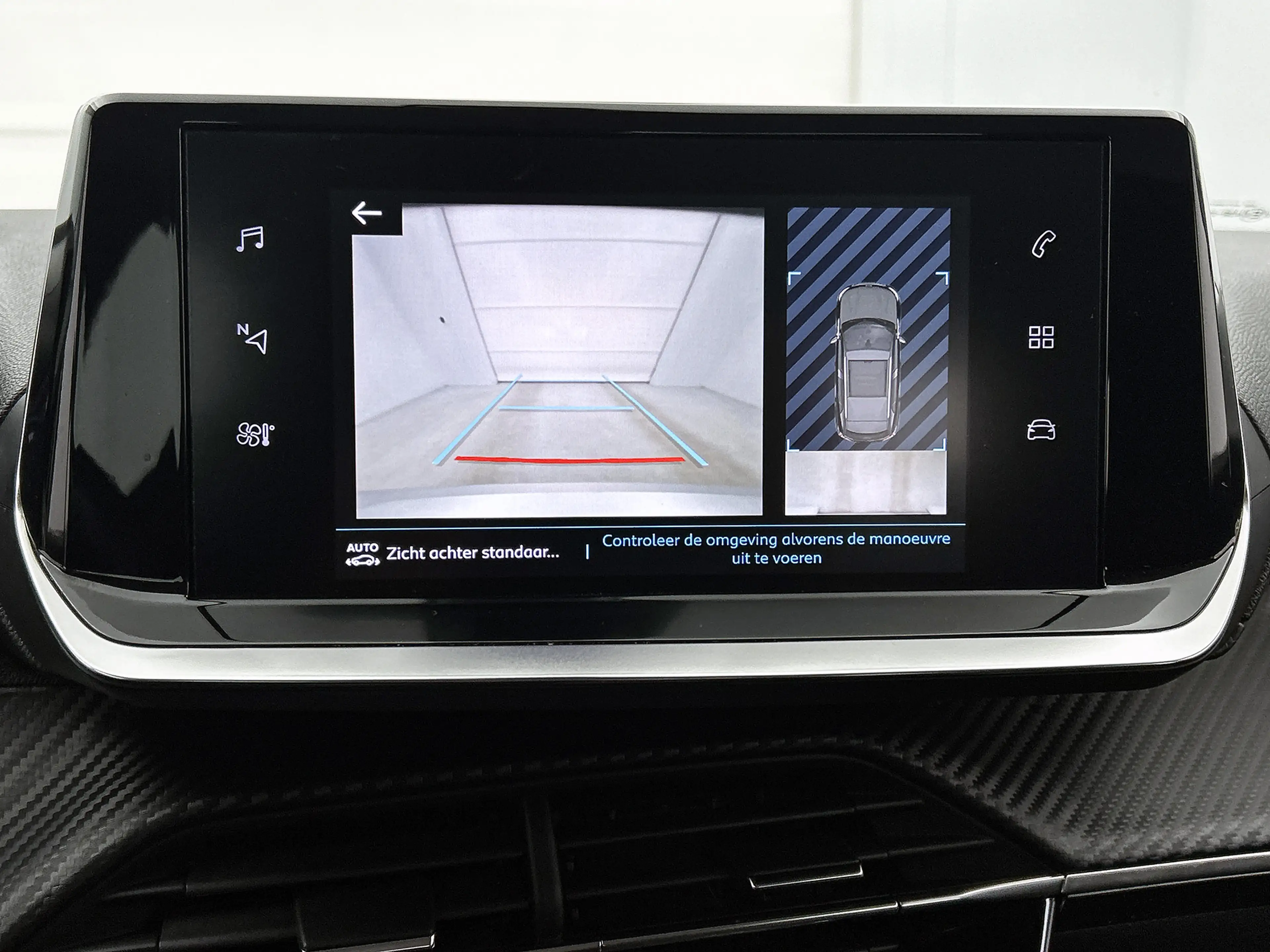 Peugeot e-2008 EV Allure 50 kWh — photo 8