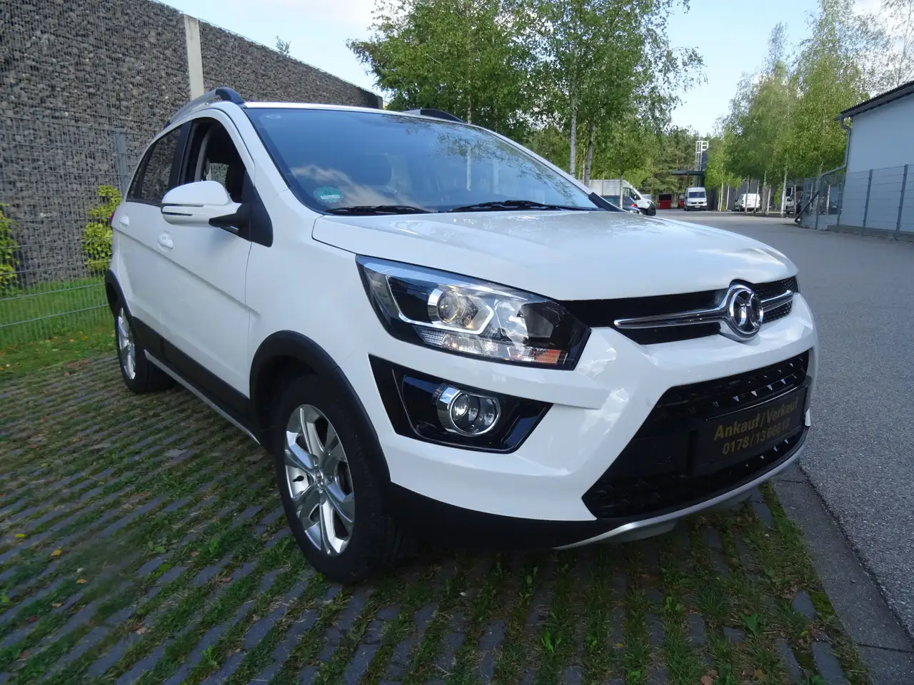 BAIC Senova X25
