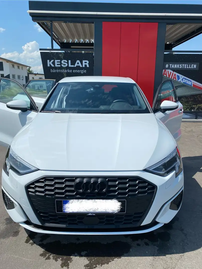 Audi A3 35 TFSI basis Weiß - 2