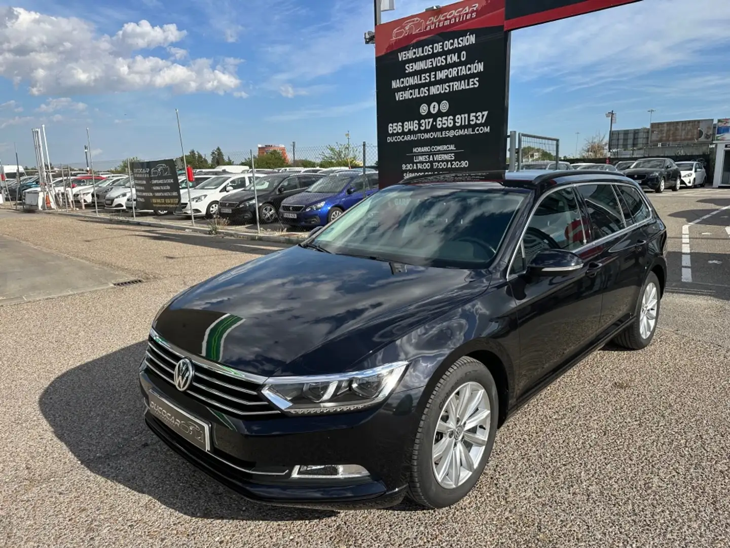 Volkswagen Passat Variant 2.0TDI Advance 110kW Negro - 2
