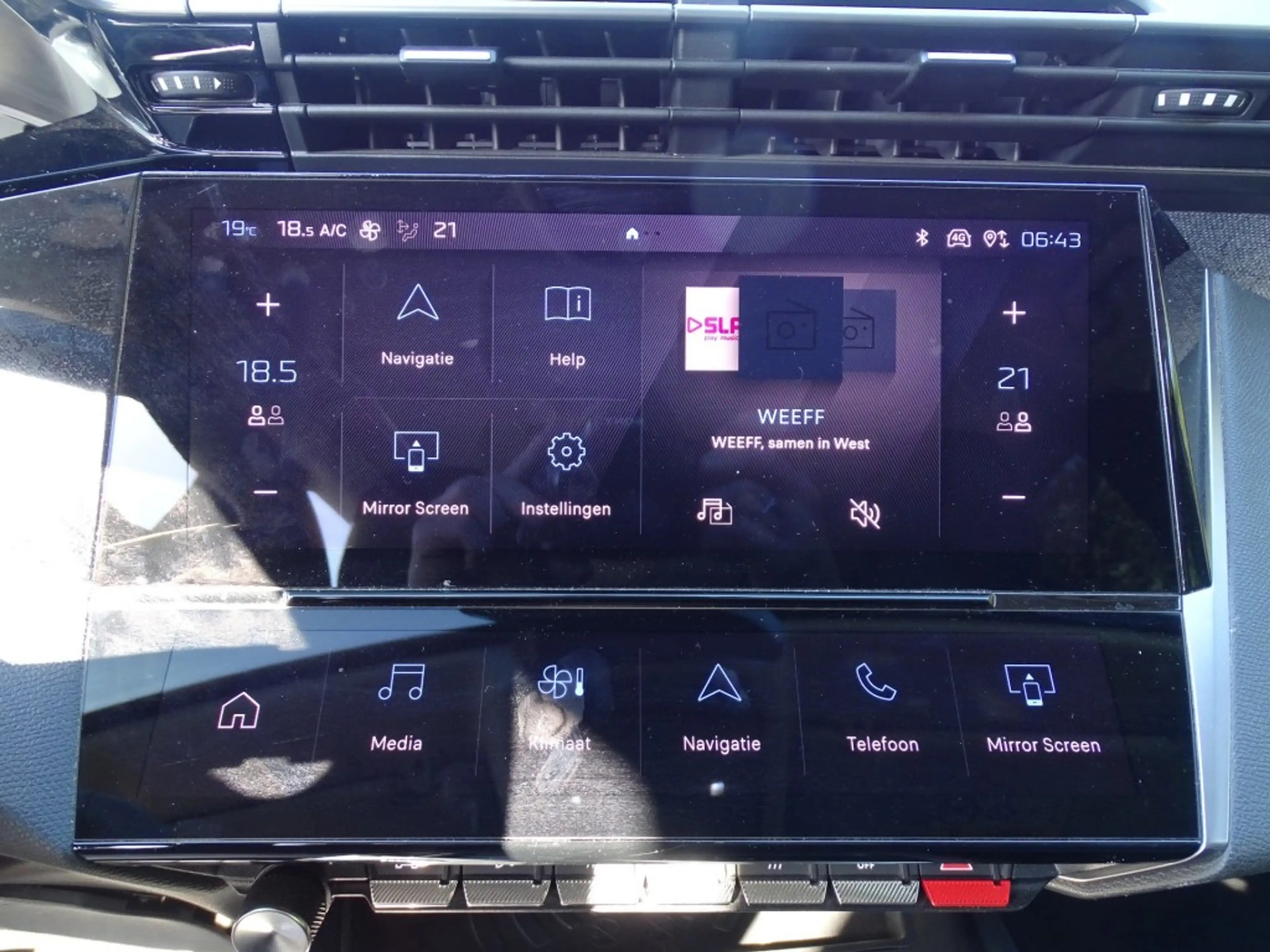 Peugeot 308 1.2 PURETECH ALLURE-Multimedia-Cruise-ISOfix-Autom — photo 12