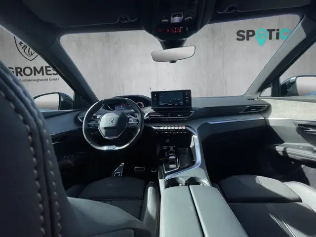 Peugeot 5008 view 12