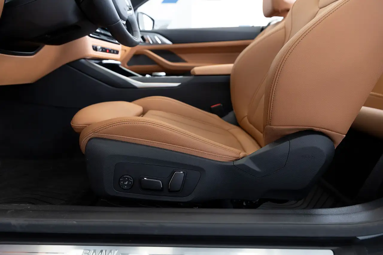BMW 4 Series photo BMW 4 Series