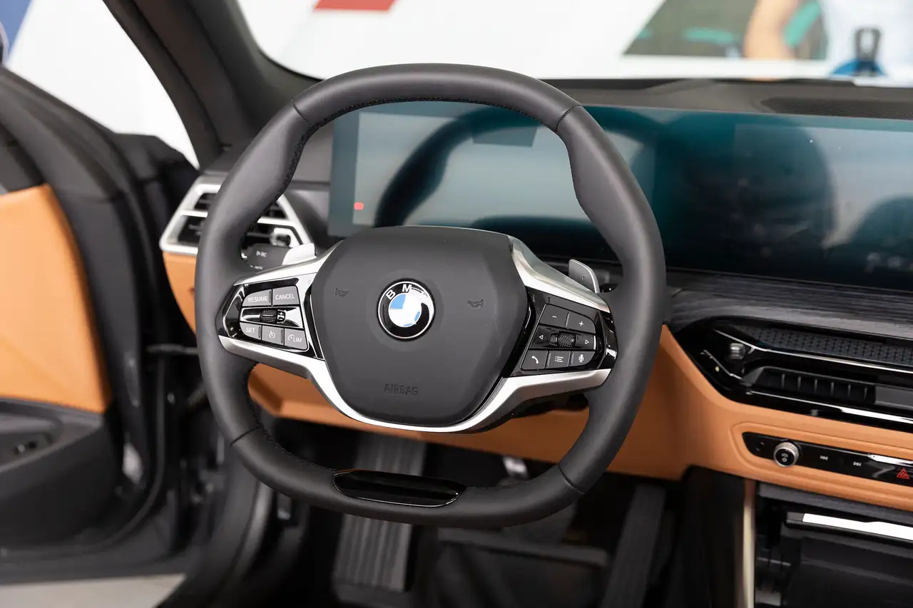 BMW 4 Series photo BMW 4 Series