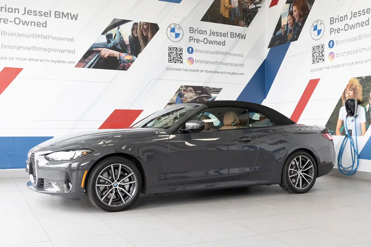 BMW 4 Series photo BMW 4 Series