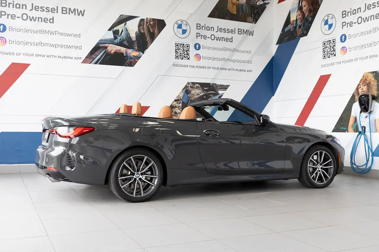 BMW 4 Series photo BMW 4 Series