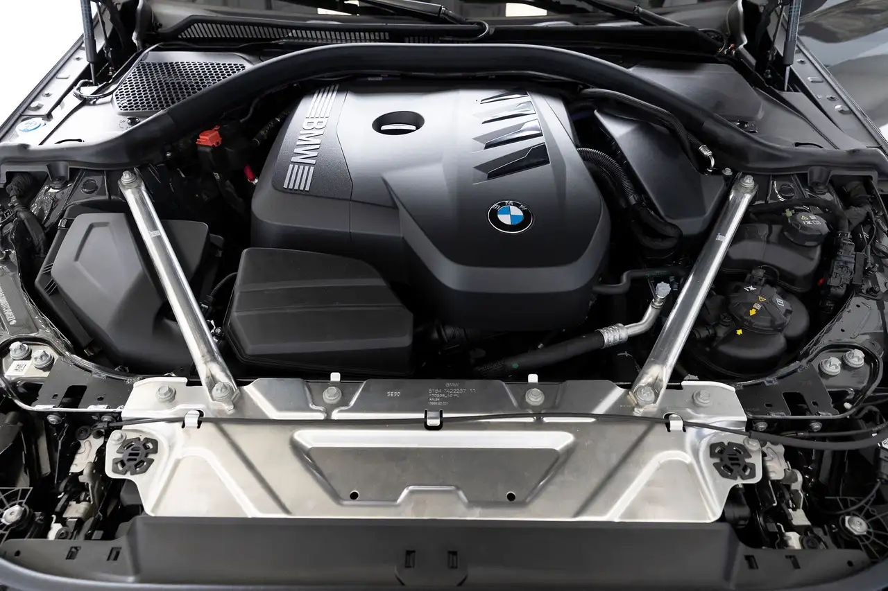 BMW 4 Series photo BMW 4 Series