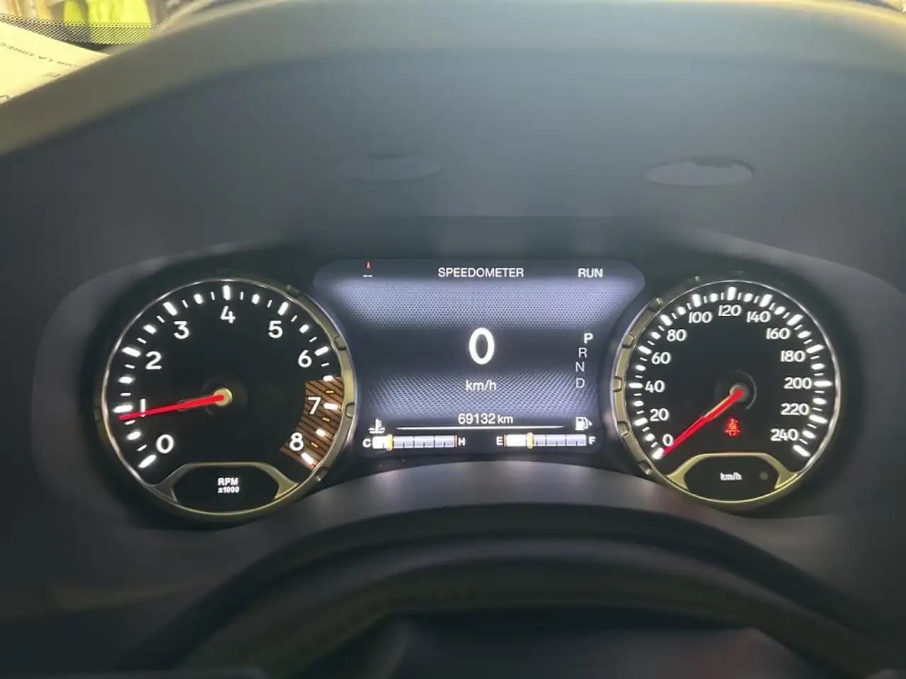 Jeep Renegade снимка Jeep Renegade