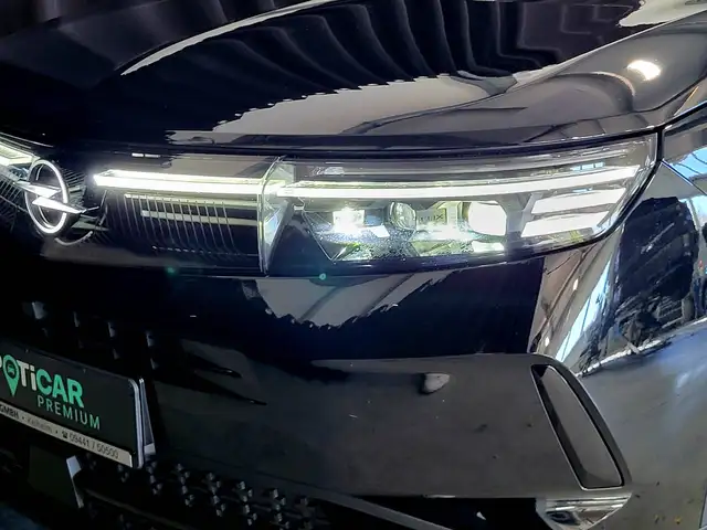 Opel Grandland view 4