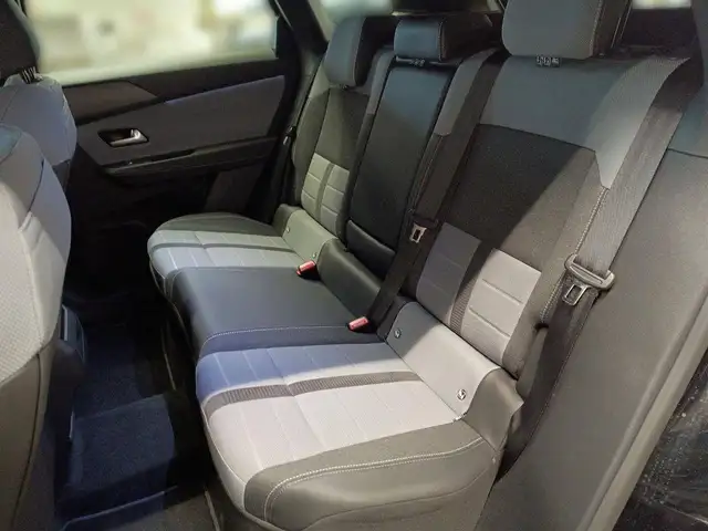 Opel Grandland view 13