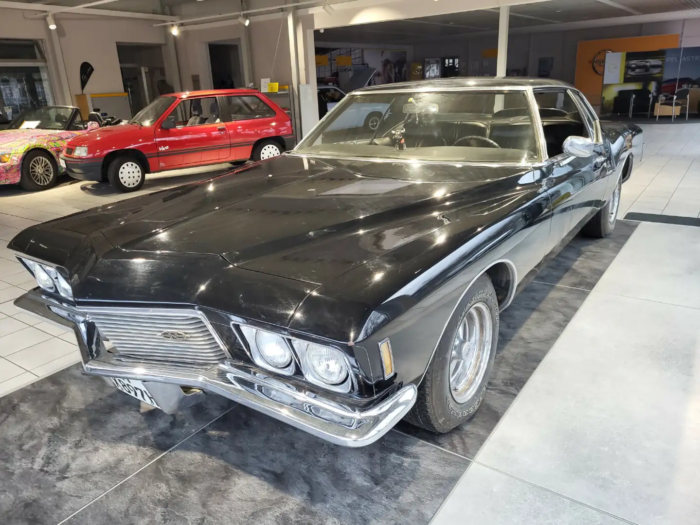 Buick Riviera Riviera Schwarz - 1