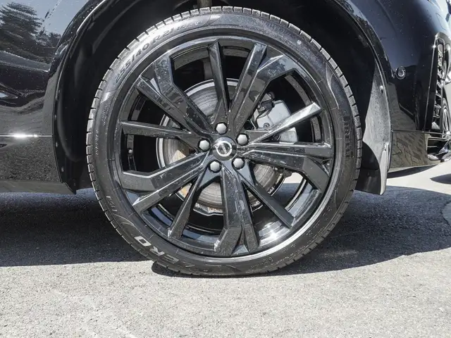 Volvo XC60 view 7