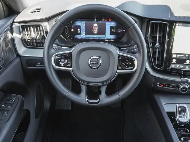 Volvo XC60 view 12