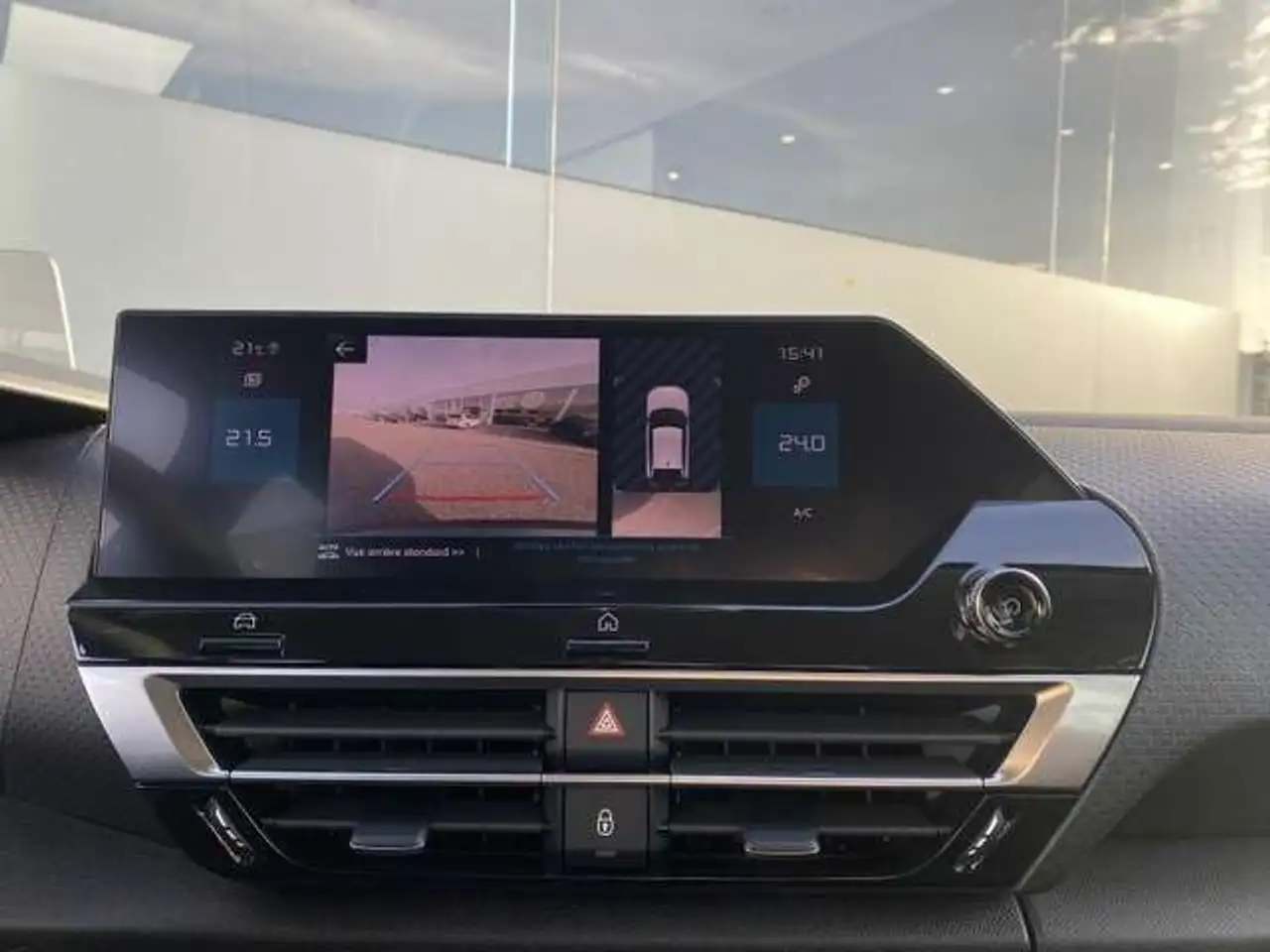 Citroen C4 e-C4 X — photo 9