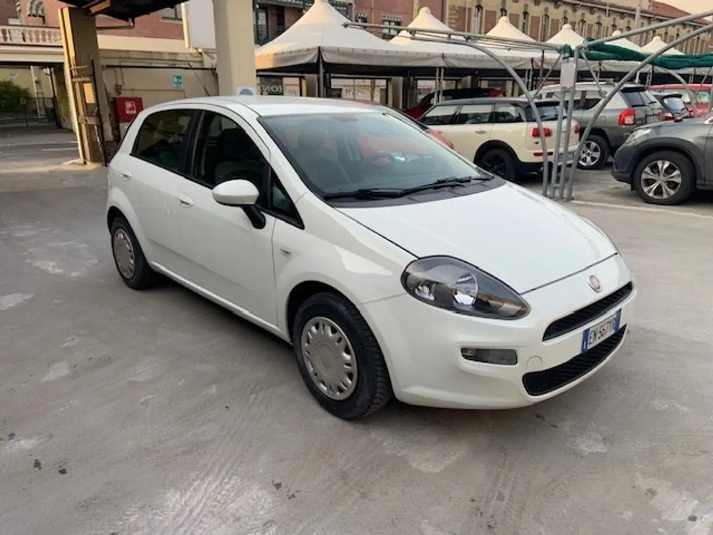 Fiat Punto Punto 1.4 easypower Easy Gpl 5p Bianco - 2