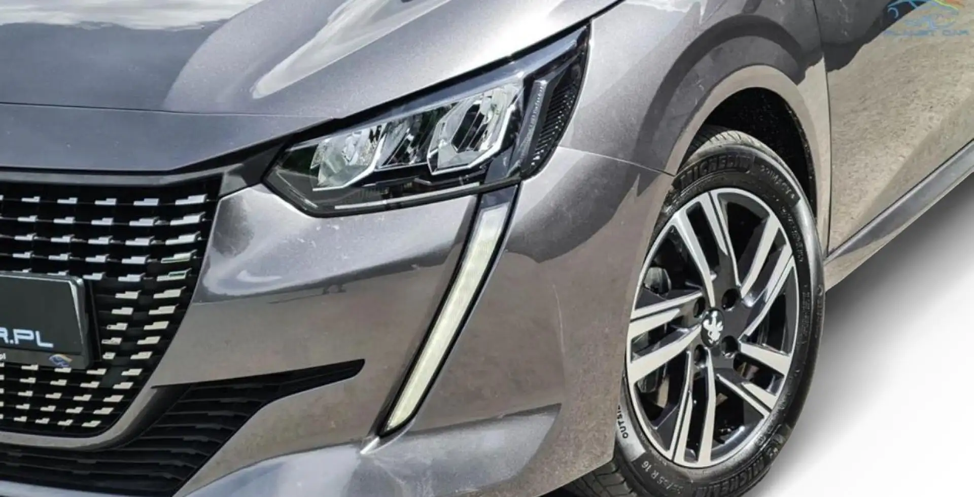 Peugeot 208 1.2 PureTech 100 Allure Pack NAVI Automatik PDC... Grau - 2