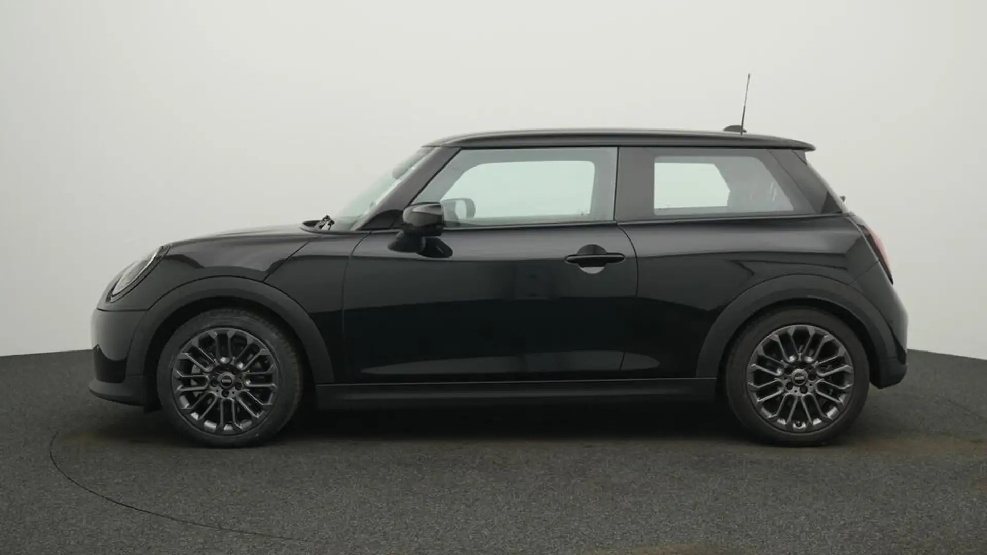 MINI Cooper C Favoured Trim Noir - 2