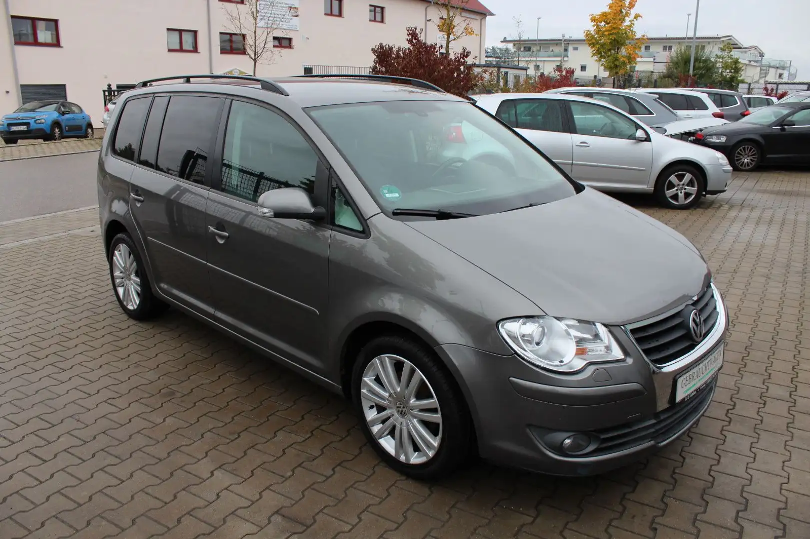 Volkswagen Touran United Grau - 1