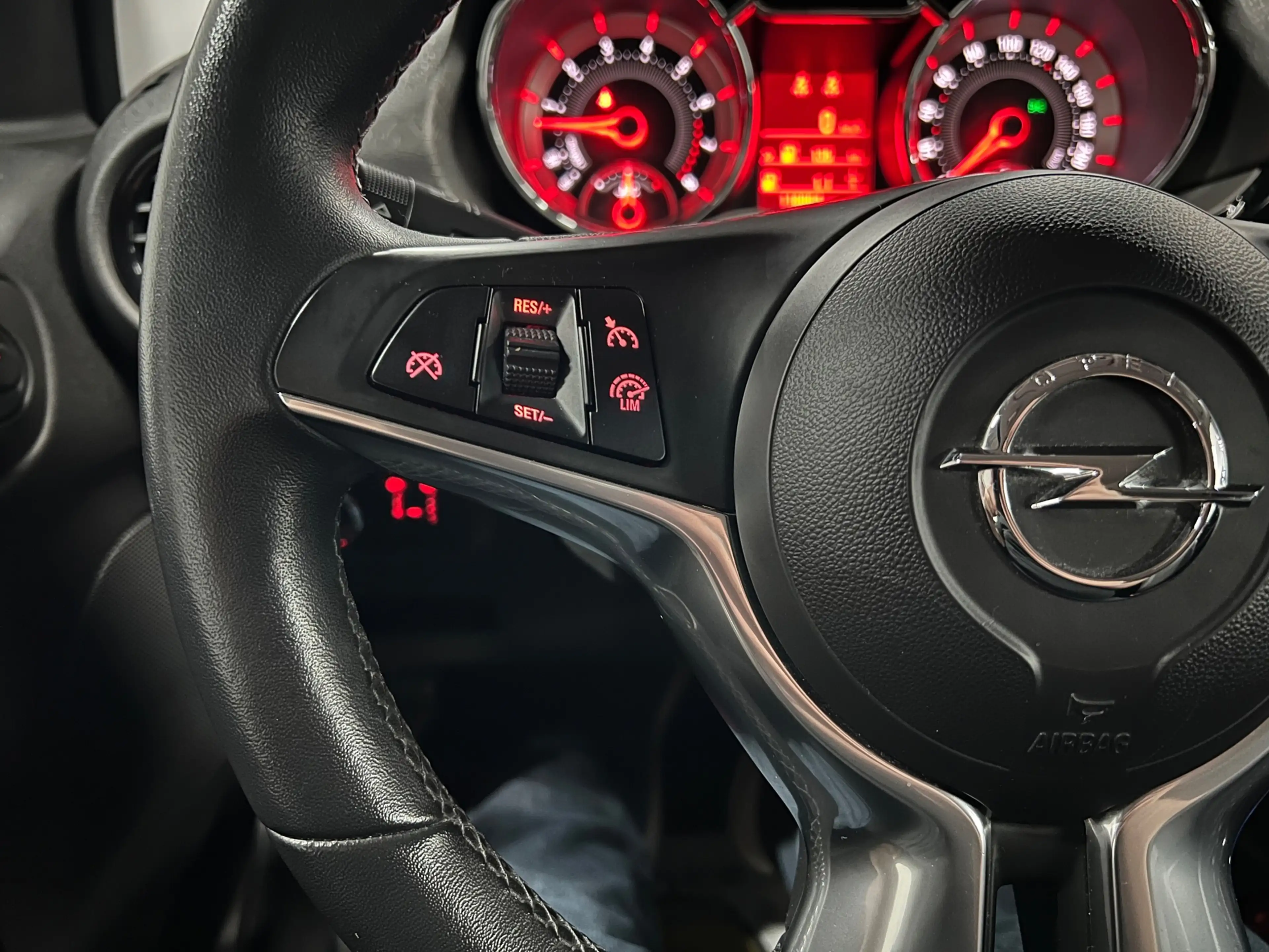 Opel Adam 1.4 Jam NAVIGATIE / NAP / HALF-LEDER — photo 12