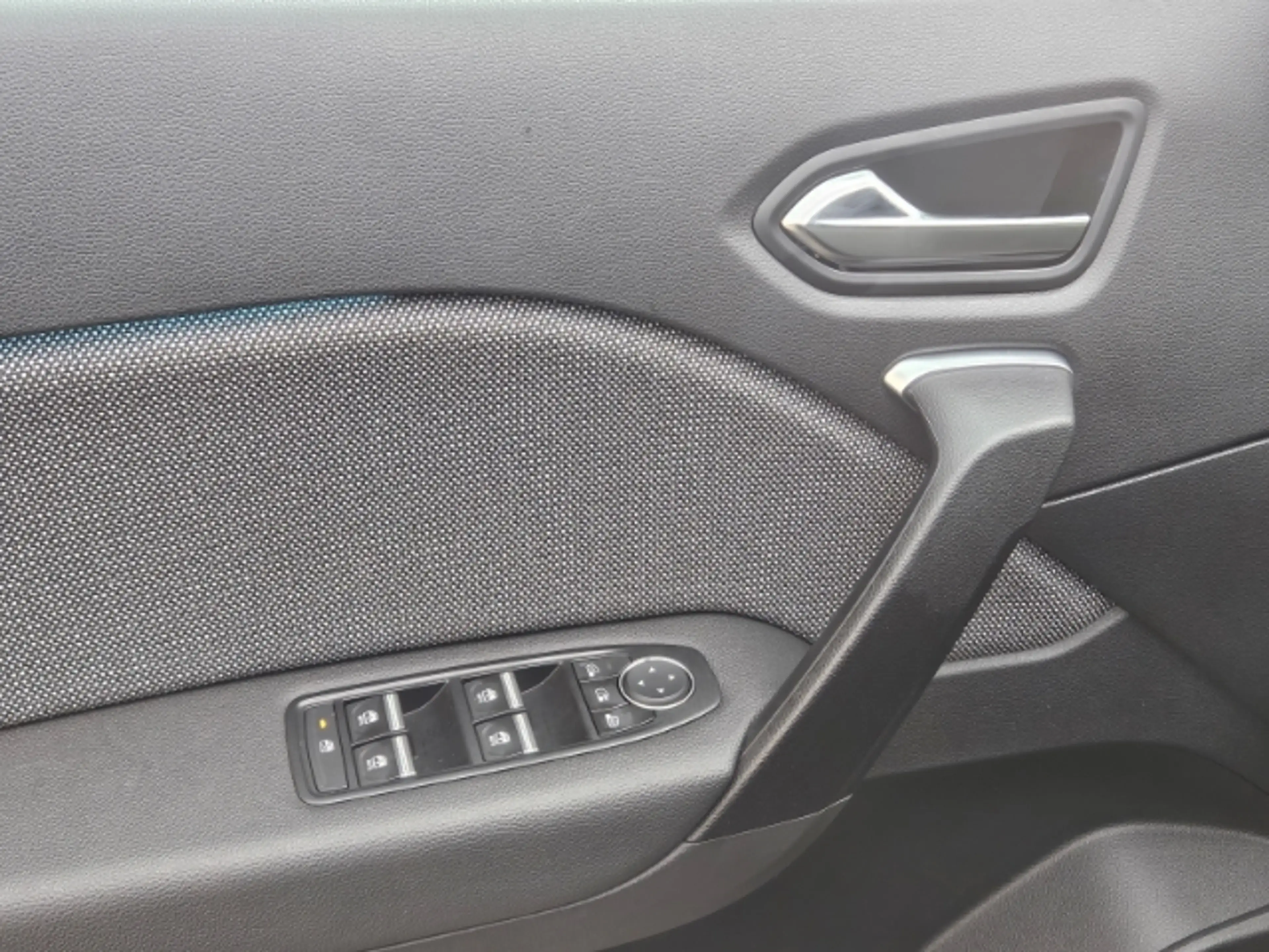 Renault Symbioz 145 E-Tech Full Hybrid Techno — photo 12