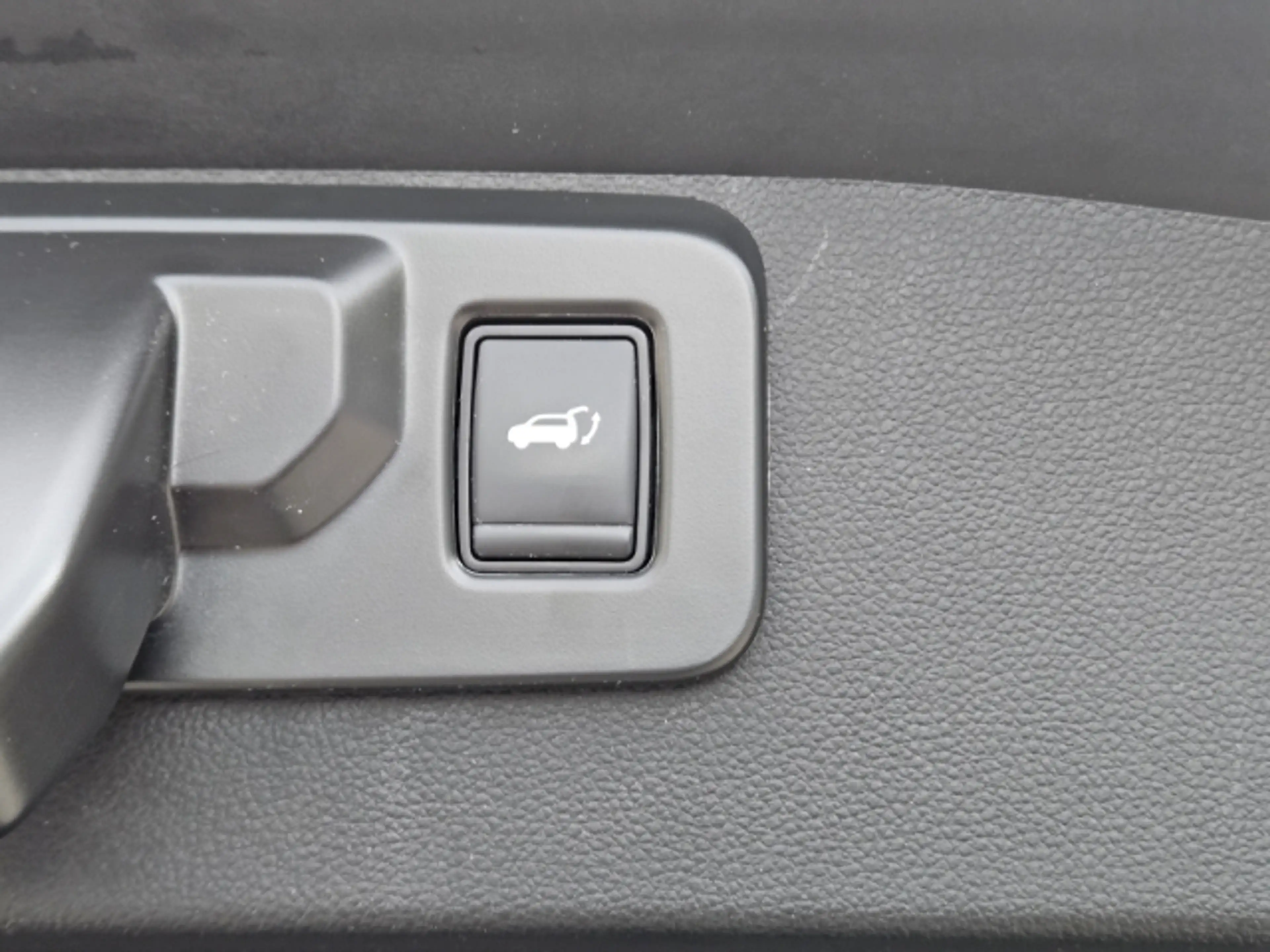 Renault Symbioz 145 E-Tech Full Hybrid Techno — photo 15