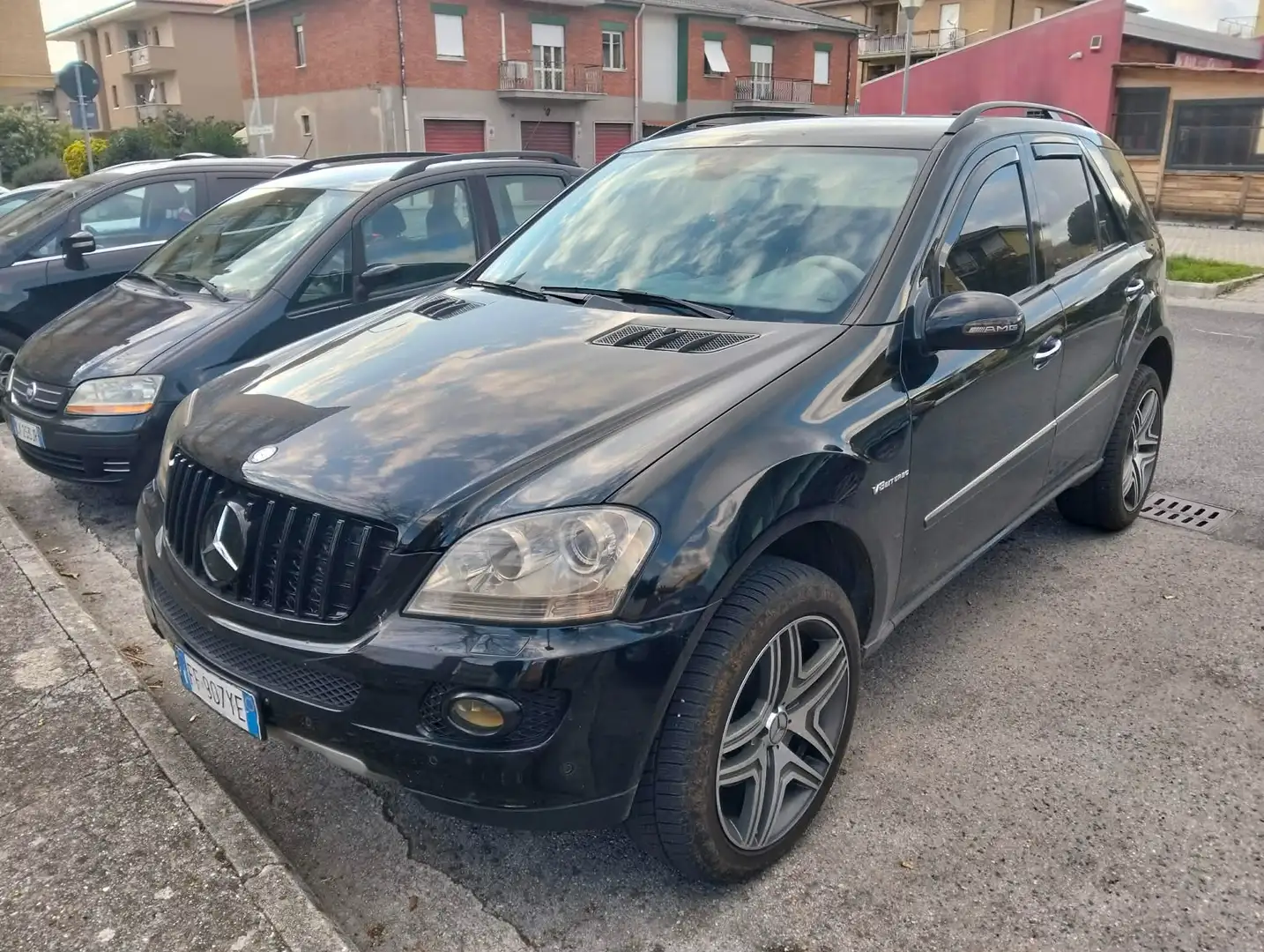 Mercedes-Benz ML 420 W164 cdi Sport auto  225kw 306cv Schwarz - 1