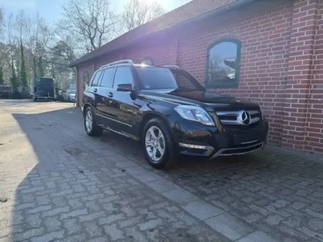 Mercedes-Benz GLK 220 CDI BlueEffi Sport Paket Int. Navi AHK