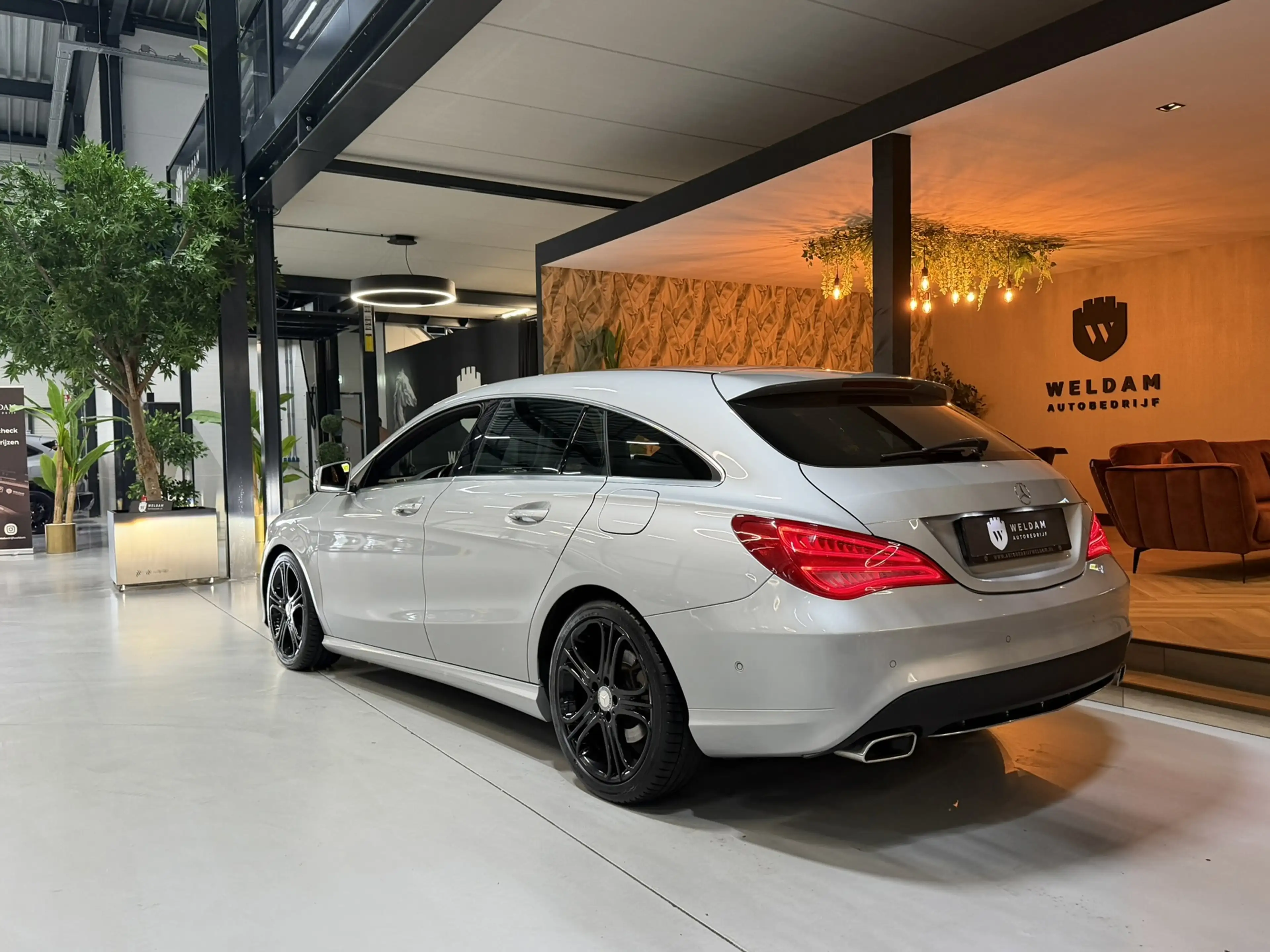 Mercedes-Benz CLA 180 Shooting Brake Automaat|Navigatie|Xenon|Stoelverwa — photo 14